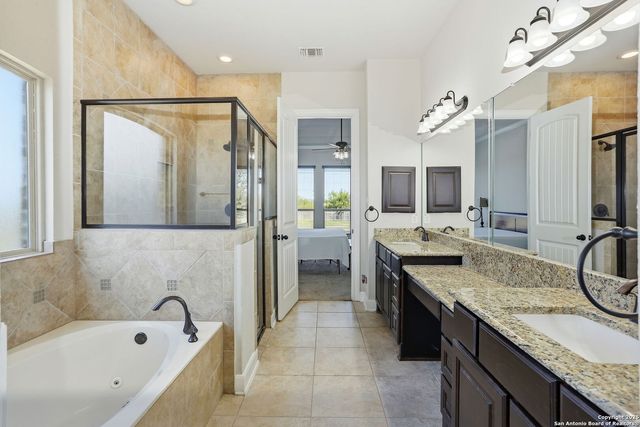 6014 DEWDROP LN, Converse, TX 78109