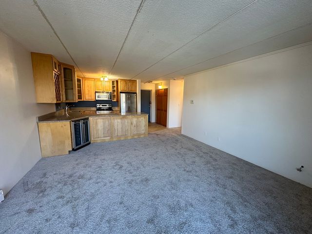 46 Cochituate Rd 408, Framingham, MA 01701