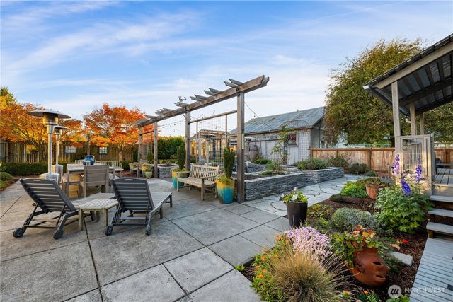 806 NW Alexander Street, Coupeville, WA 98239