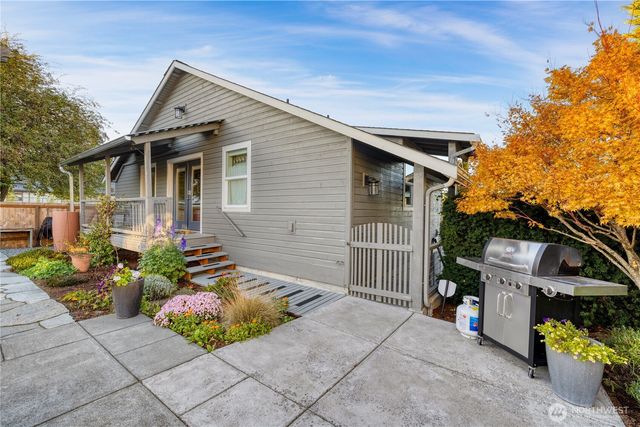 806 NW Alexander Street, Coupeville, WA 98239