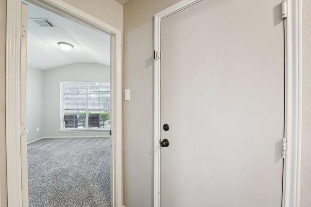 1115 Whitley DR, Leander, TX 78641