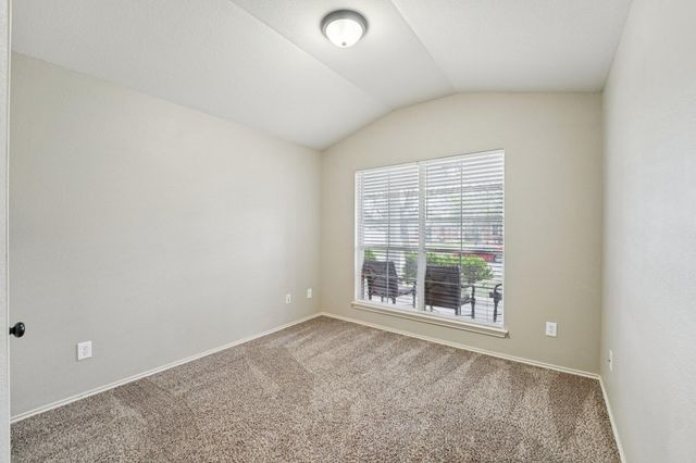 1115 Whitley DR, Leander, TX 78641