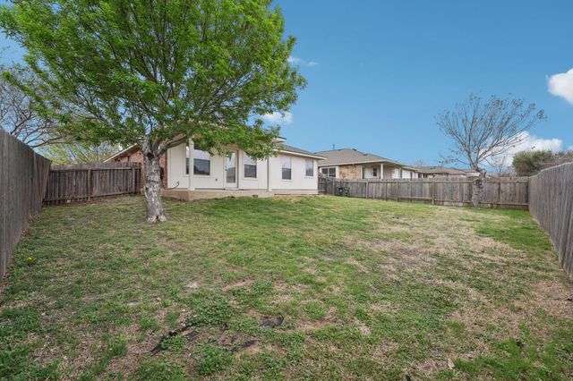 1115 Whitley DR, Leander, TX 78641