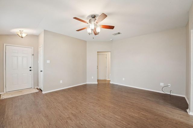 1115 Whitley DR, Leander, TX 78641