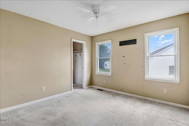 5329 Cottage Bluff Lane, Knightdale, NC 27545