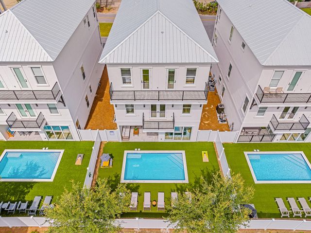 17 Boswells Court, Miramar Beach, FL 32550