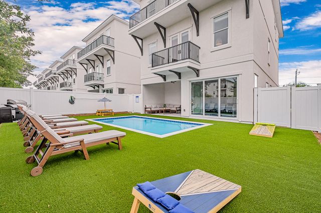 17 Boswells Court, Miramar Beach, FL 32550