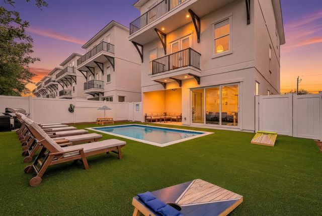 17 Boswells Court, Miramar Beach, FL 32550