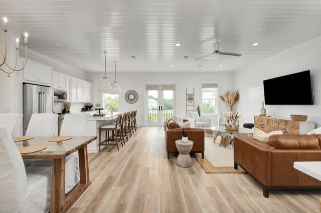 17 Boswells Court, Miramar Beach, FL 32550