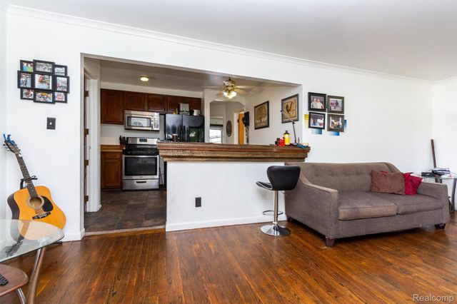 28315 Sheridan Street, Garden City, MI 48135