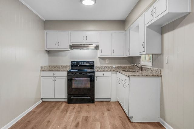 909 28th Avenue, Phenix City, AL 36869