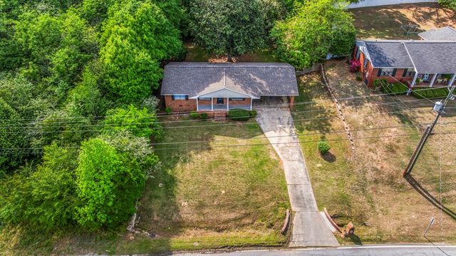 909 28th Avenue, Phenix City, AL 36869