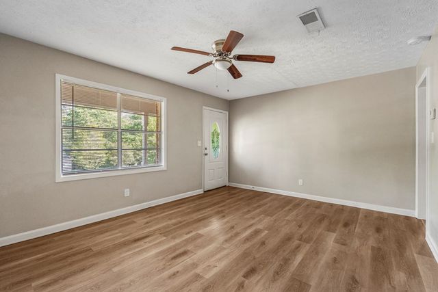 909 28th Avenue, Phenix City, AL 36869