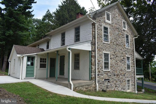 64 FLEETWOOD RD, Fleetwood, PA 19522