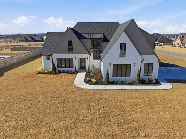 17910 S 46th East Avenue, Bixby, OK 74008