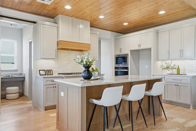 17910 S 46th East Avenue, Bixby, OK 74008