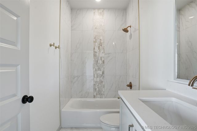 17910 S 46th East Avenue, Bixby, OK 74008