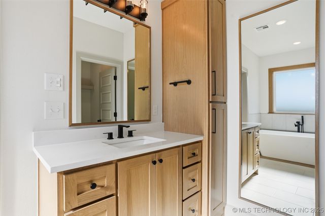 17910 S 46th East Avenue, Bixby, OK 74008