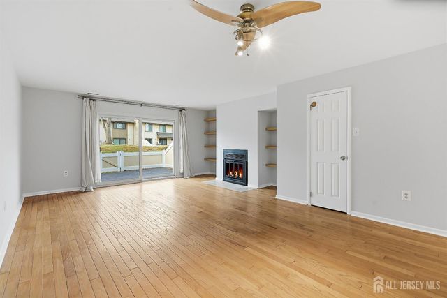 60 Hampshire Drive, Plainsboro, NJ 08536