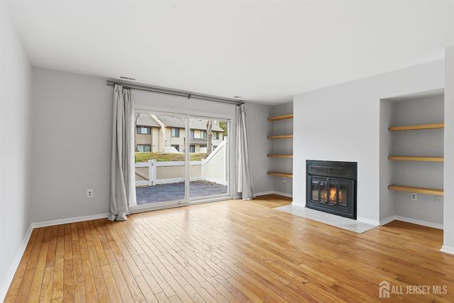 60 Hampshire Drive, Plainsboro, NJ 08536