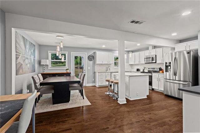 2618 Birch SE Street, Smyrna, GA 30080