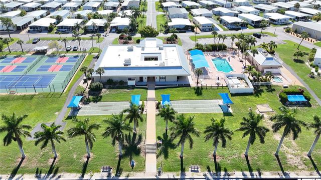 3 S BUENA VISTA AVENUE, Englewood, FL 34223