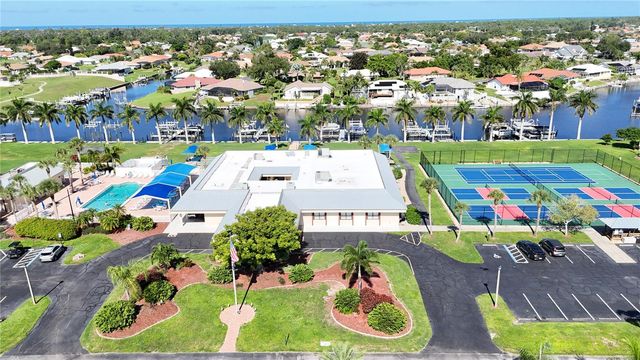 3 S BUENA VISTA AVENUE, Englewood, FL 34223