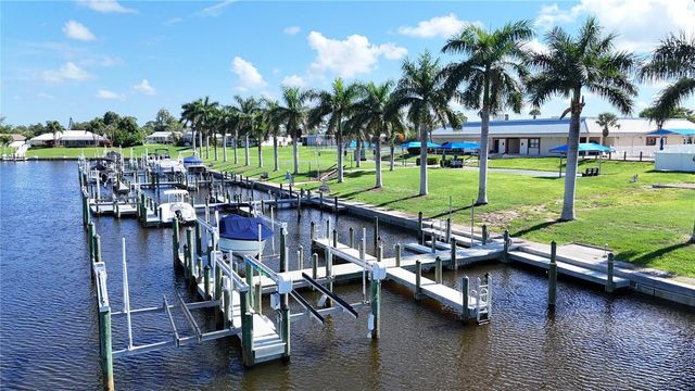 3 S BUENA VISTA AVENUE, Englewood, FL 34223