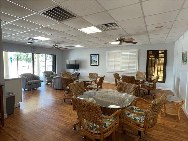 3 S BUENA VISTA AVENUE, Englewood, FL 34223