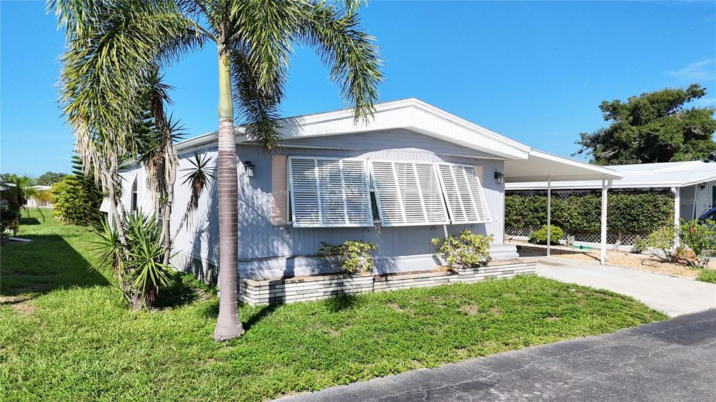 3 S BUENA VISTA AVENUE, Englewood, FL 34223