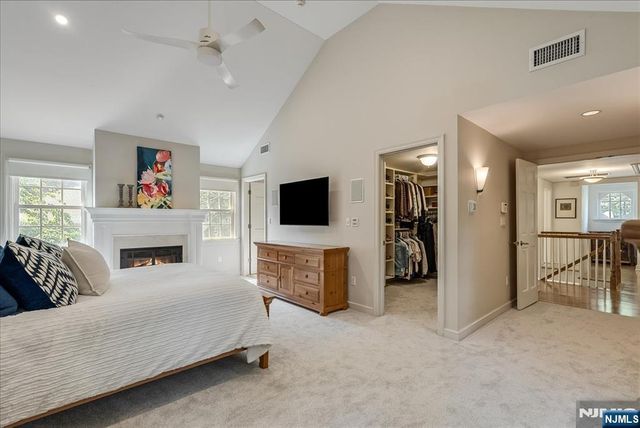 14 Kenneth Road, Montclair, NJ 07043