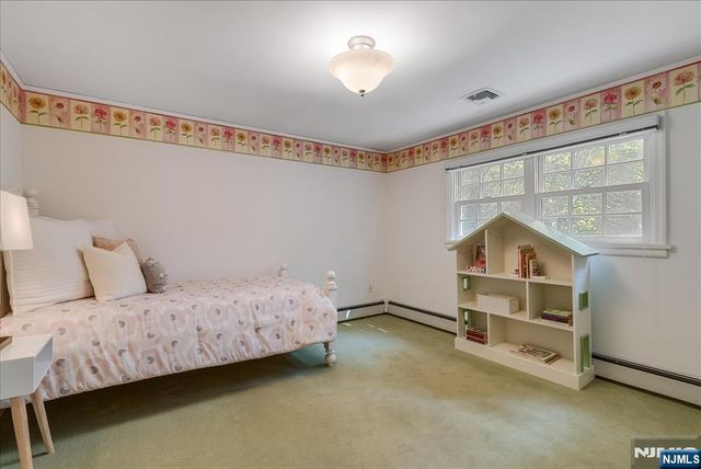 14 Kenneth Road, Montclair, NJ 07043