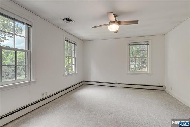 14 Kenneth Road, Montclair, NJ 07043