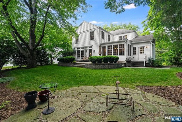14 Kenneth Road, Montclair, NJ 07043