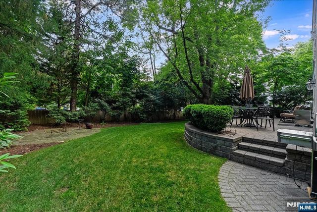 14 Kenneth Road, Montclair, NJ 07043