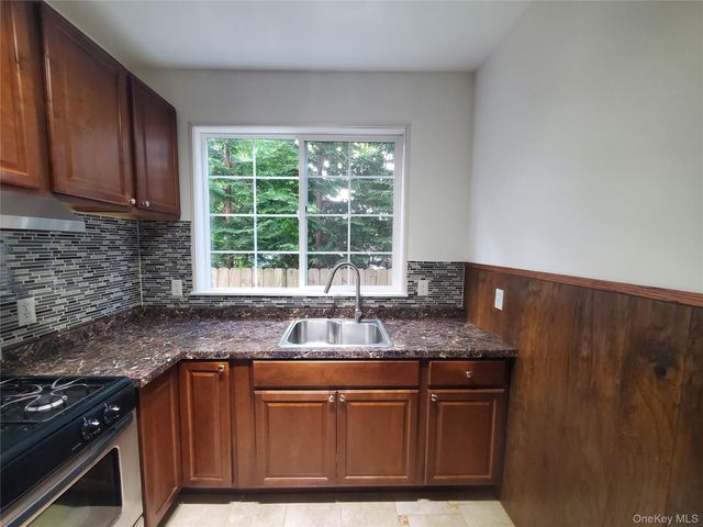 216 Catherine Street, Buchanan, NY 10511