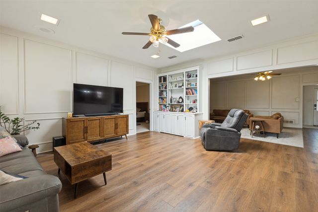 705 S Grove Road, Richardson, TX 75081