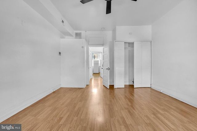 2920 PARKWOOD AVE, Baltimore, MD 21217
