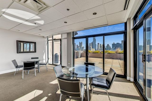435 W Erie Street 1708, Chicago, IL 60654
