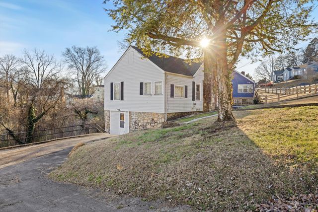 110 Lynda Drive, Chattanooga, TN 37405