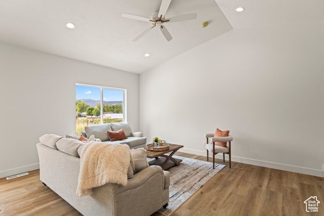 211 N 420 E, Monroe, UT 84754