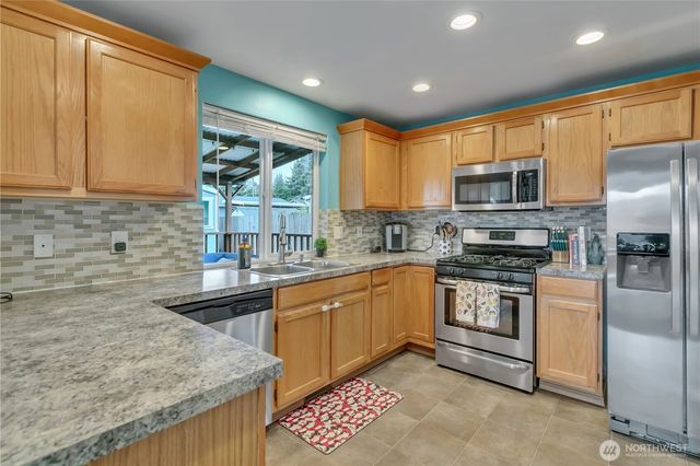 5726 S Gove Street, Tacoma, WA 98409