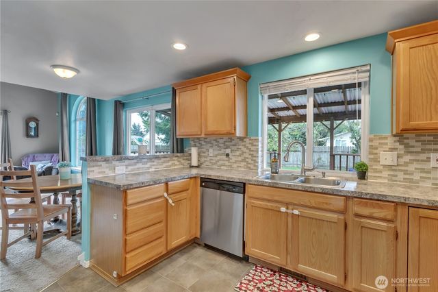 5726 S Gove Street, Tacoma, WA 98409