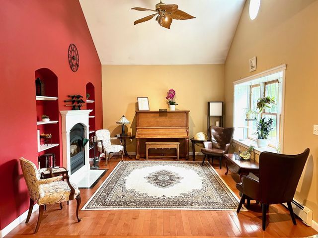 190 Decker Road, Georgia, VT 05468