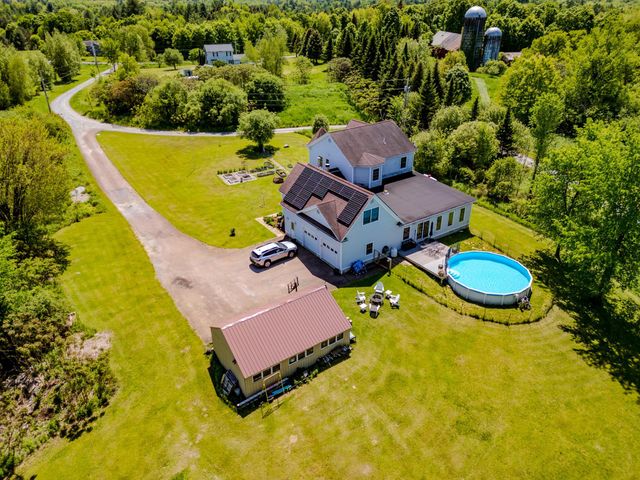 190 Decker Road, Georgia, VT 05468