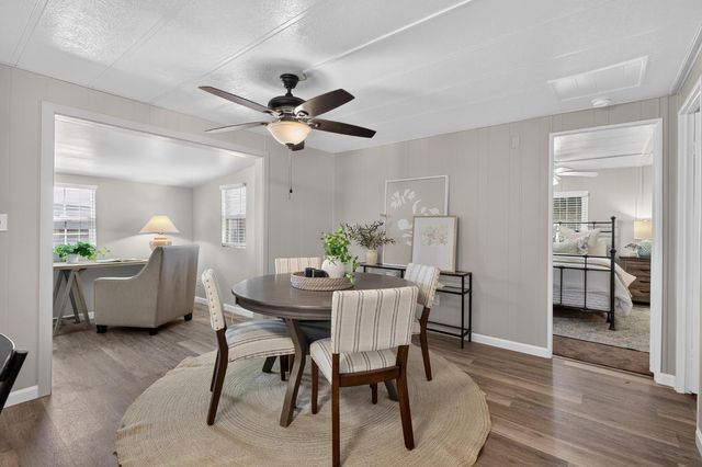 371 Bethel Ave Spc 74, Sanger, CA 93657