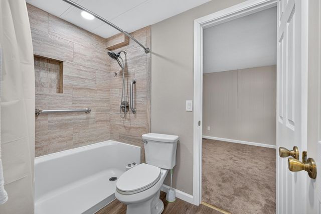 371 Bethel Ave Spc 74, Sanger, CA 93657