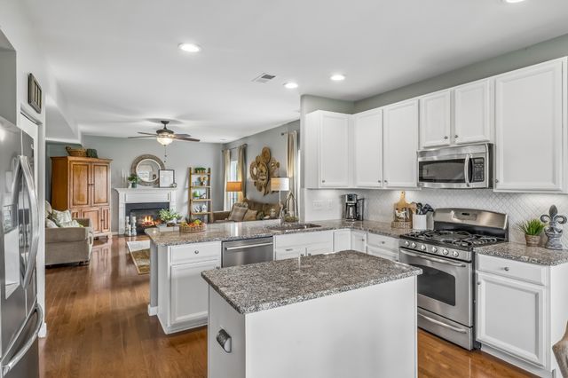 2421 Trivaca Ln, Nolensville, TN 37135