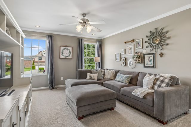 2421 Trivaca Ln, Nolensville, TN 37135