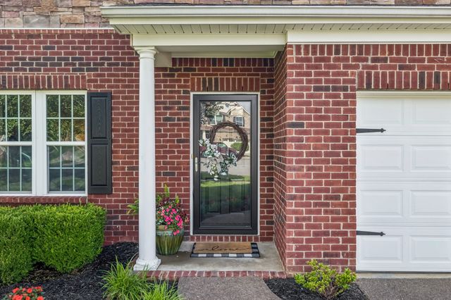 2421 Trivaca Ln, Nolensville, TN 37135